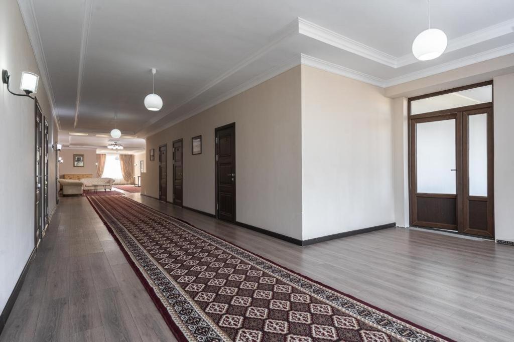 Muras Hotel Karakol Kültér fotó