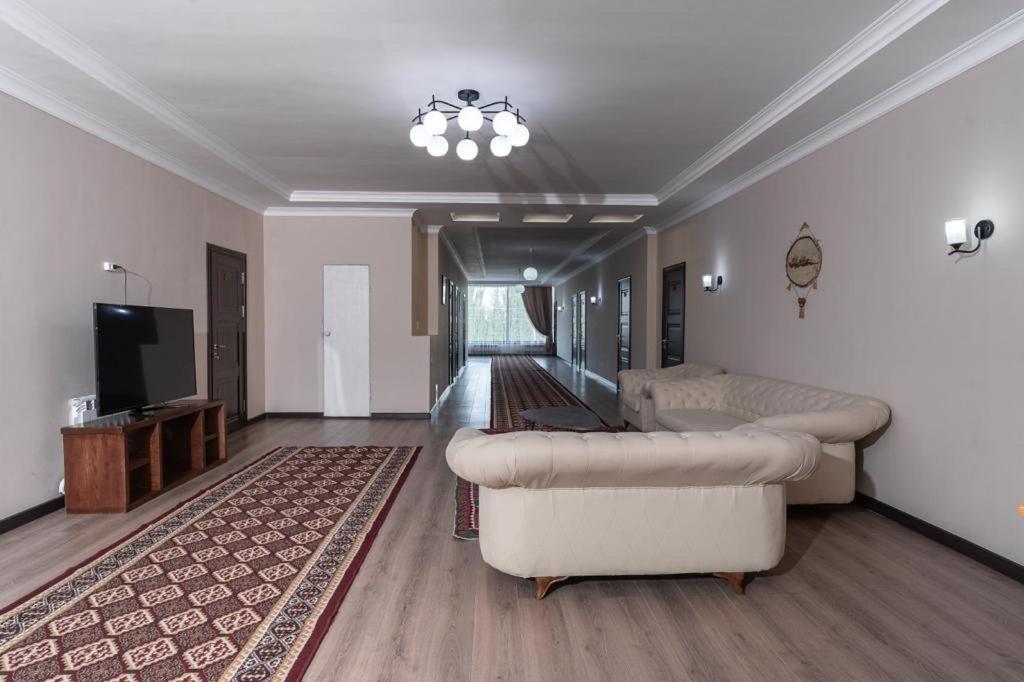 Muras Hotel Karakol Kültér fotó