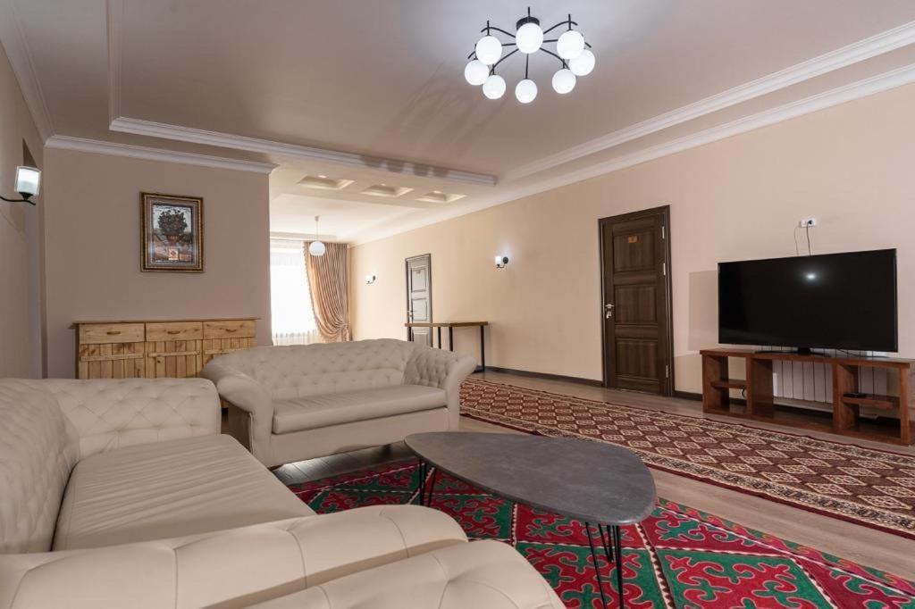 Muras Hotel Karakol Kültér fotó